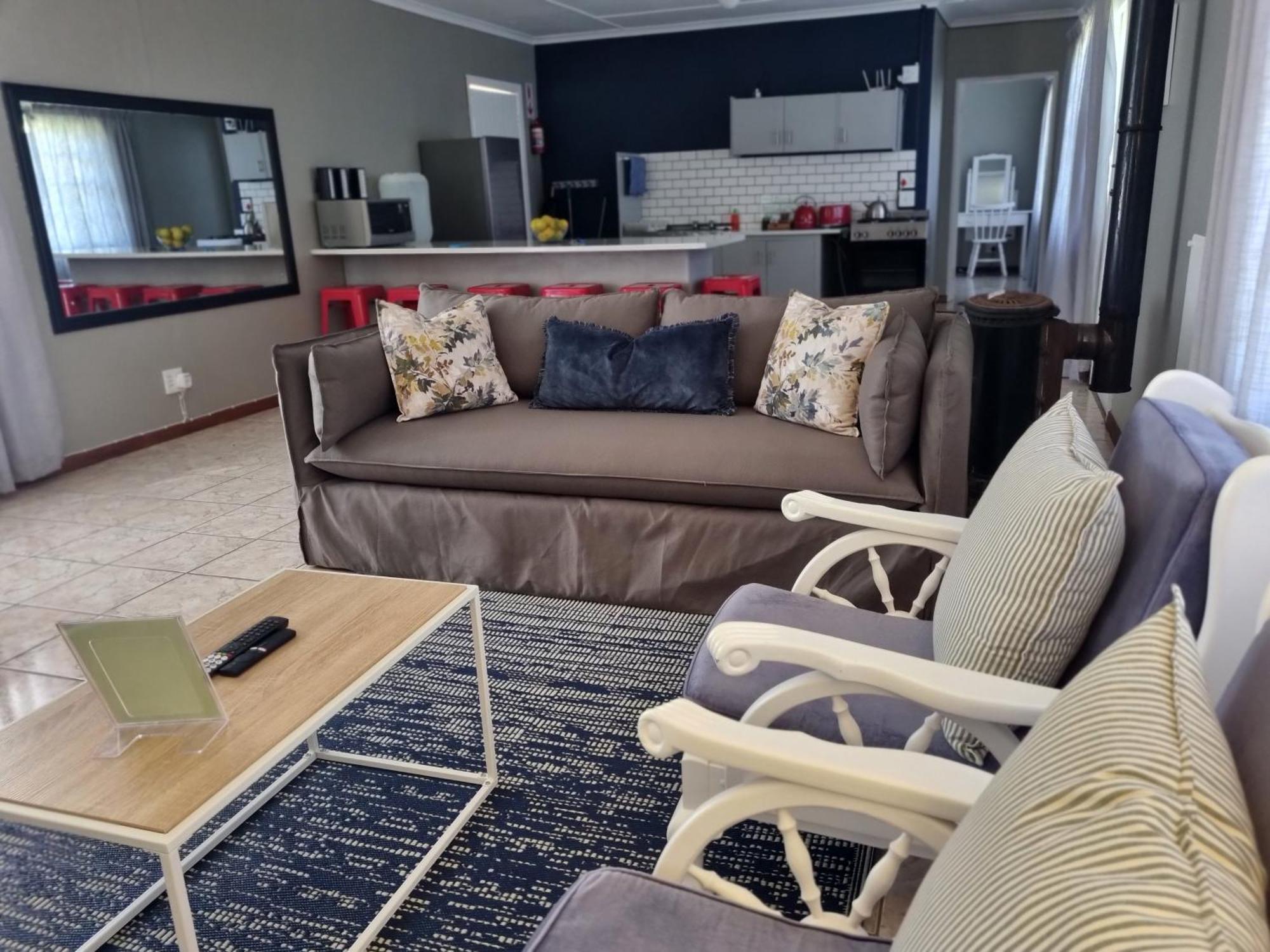 Summerville Place Адо Екстериор снимка